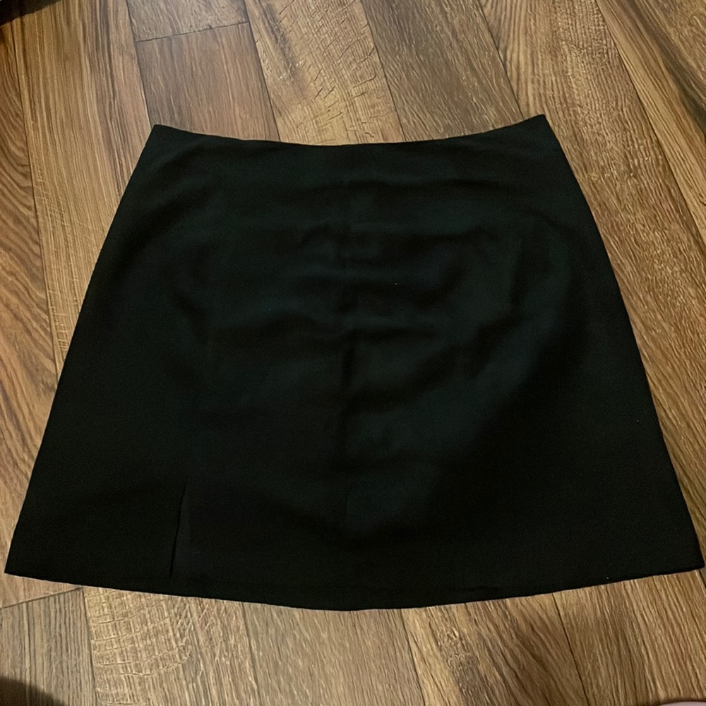 Black Fitted Skirt